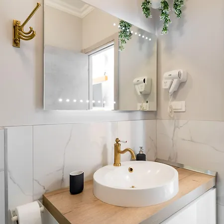 Piano Konukevi Split