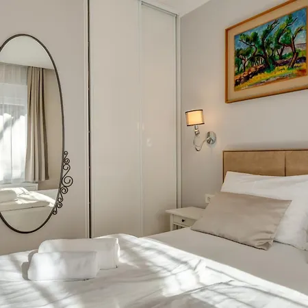 ゲストハウス Piano