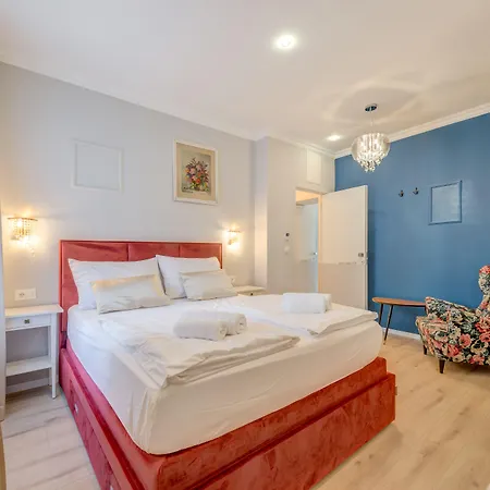 Piano ゲストハウス 4*