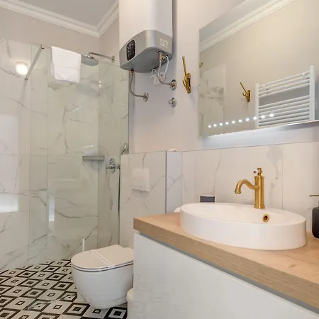 Piano 4* スプリト